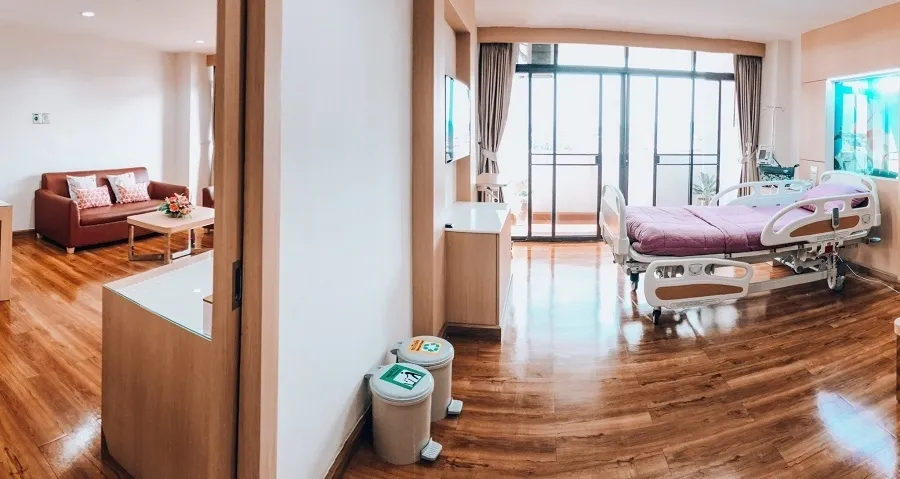 LINE_ALBUM_ห้อง VIP ชั้น27_240619_5_14